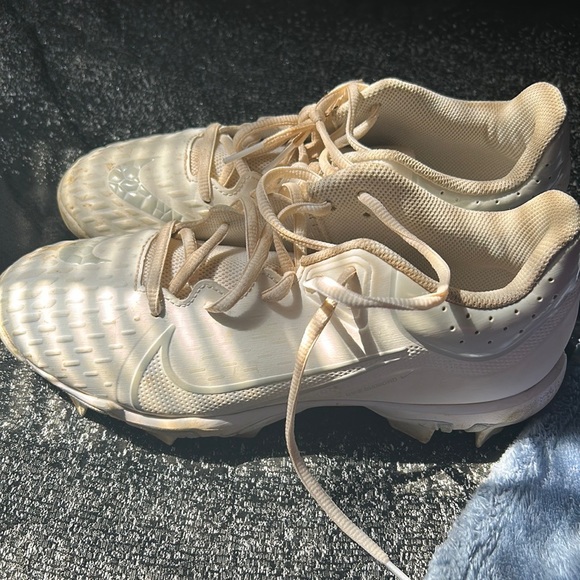 I am selling these Nike FASTFLEX cleats. - Picture 3 of 3